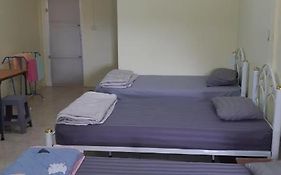 Pakchong Hostel & Wildlife Tour